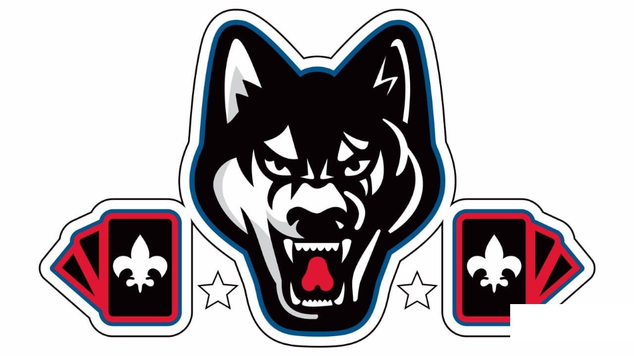 Huskies USA crest: wolf head flanked by fleur-de-lis cards